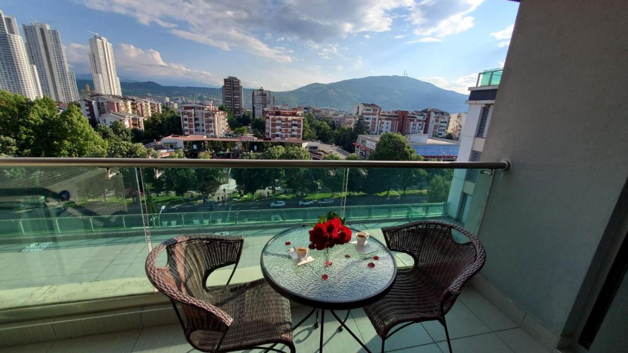 Appartamento Diva Capitol Luxury Skopje Esterno foto
