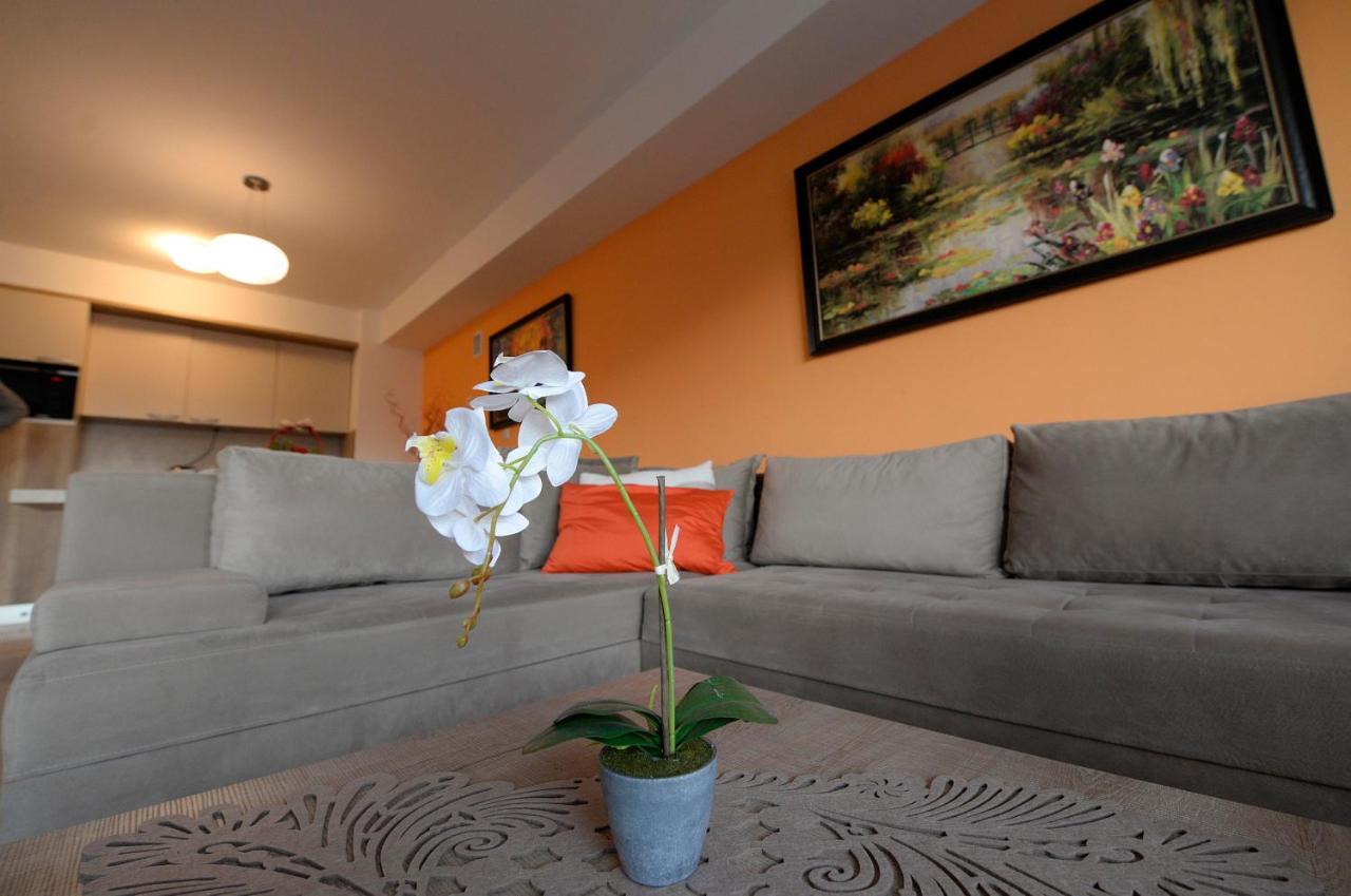 Appartamento Diva Capitol Luxury Skopje Esterno foto
