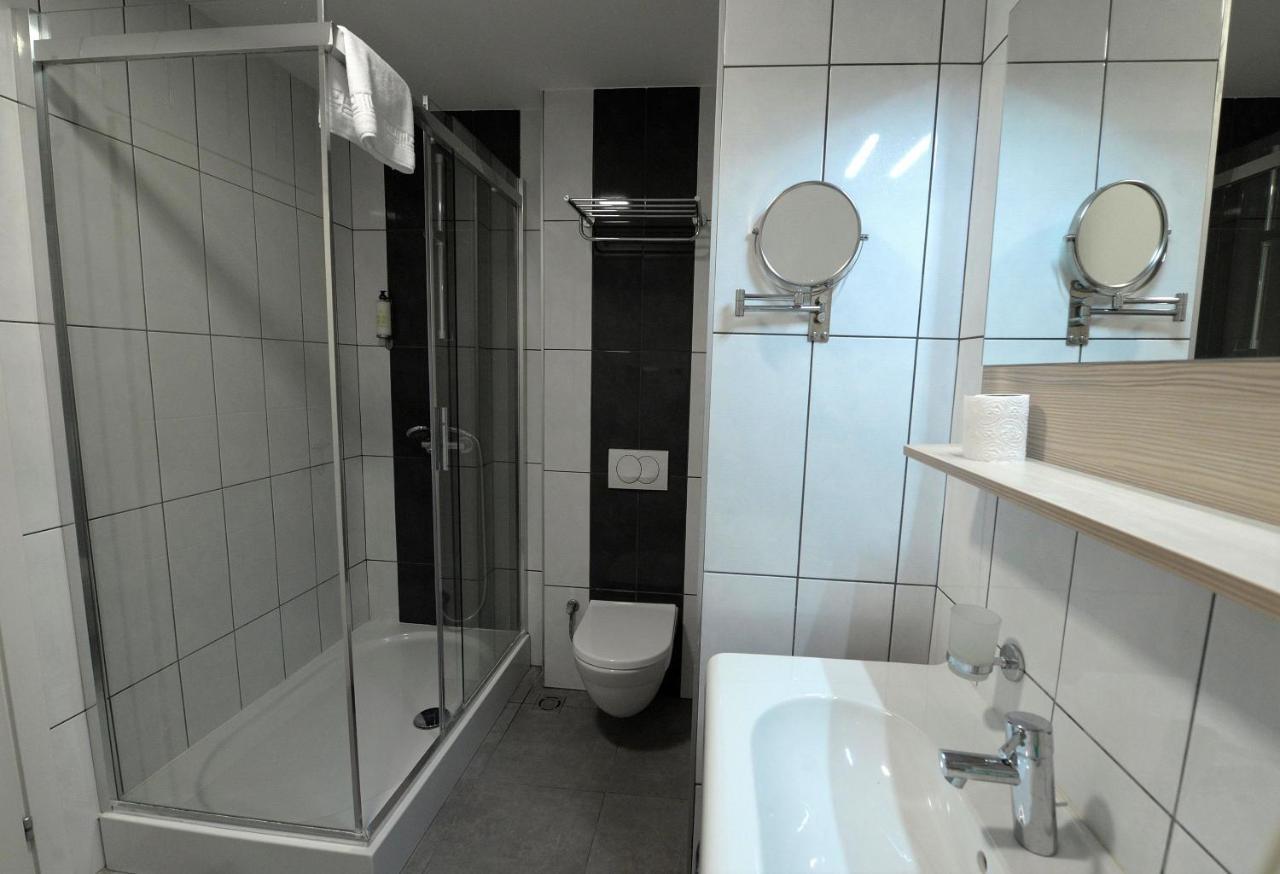 Appartamento Diva Capitol Luxury Skopje Esterno foto