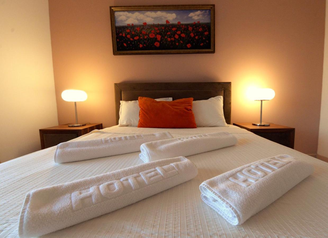 Appartamento Diva Capitol Luxury Skopje Esterno foto