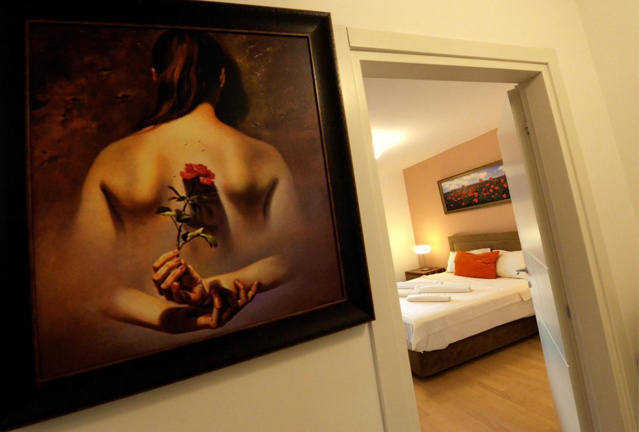 Appartamento Diva Capitol Luxury Skopje Esterno foto