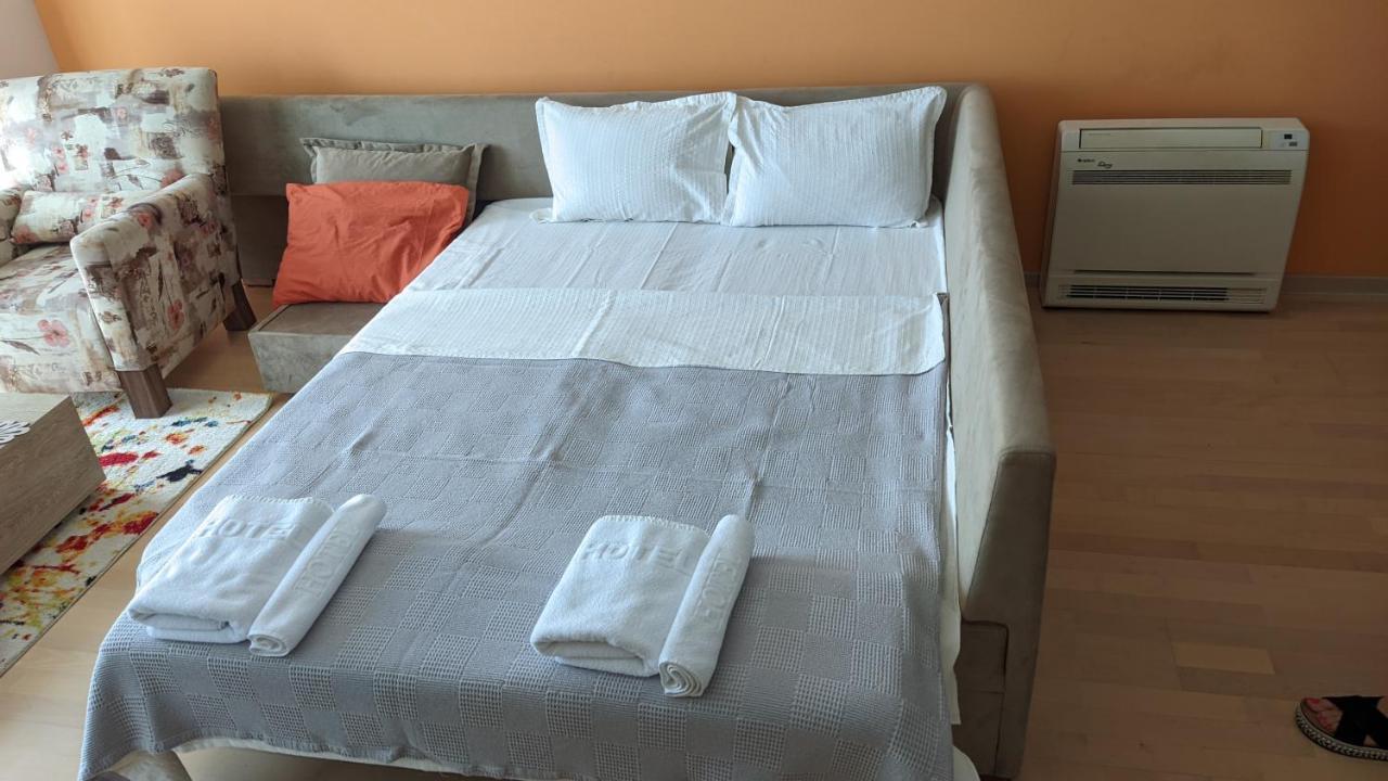 Appartamento Diva Capitol Luxury Skopje Esterno foto